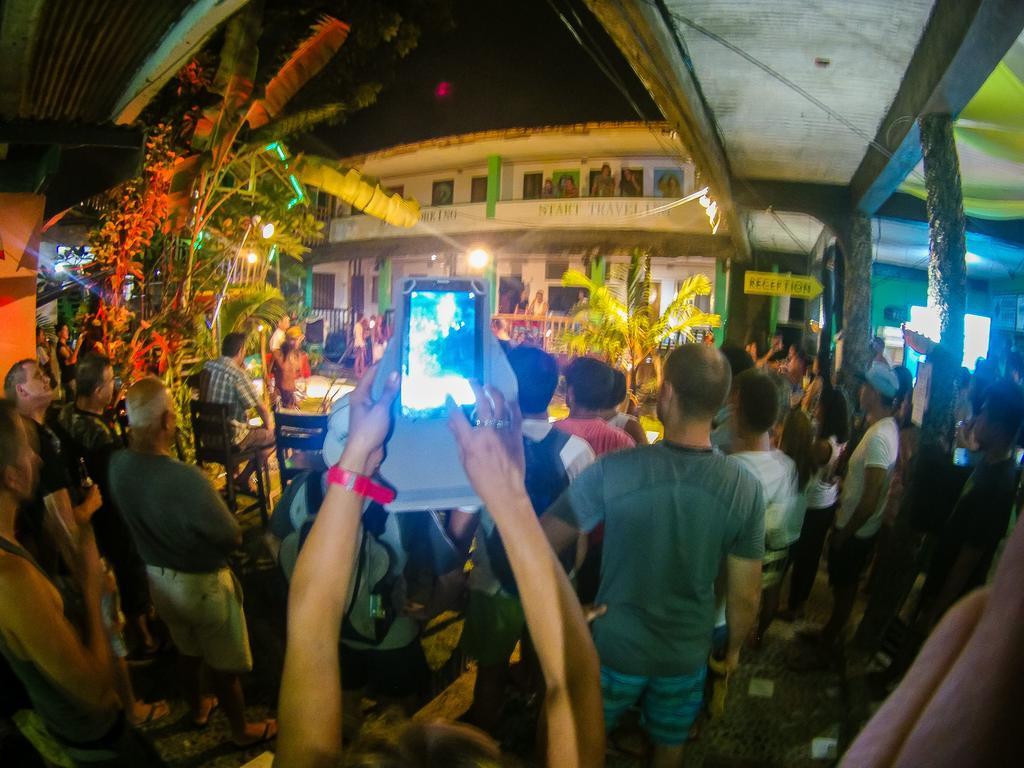 Jeepney Hostel And Kite Resort Balabag  Εξωτερικό φωτογραφία