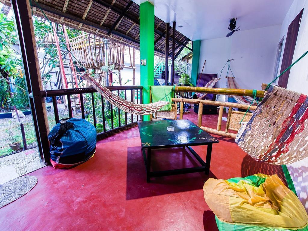Jeepney Hostel And Kite Resort Balabag  Εξωτερικό φωτογραφία
