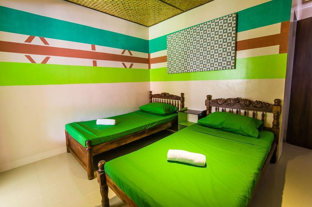 Jeepney Hostel And Kite Resort Balabag  Εξωτερικό φωτογραφία