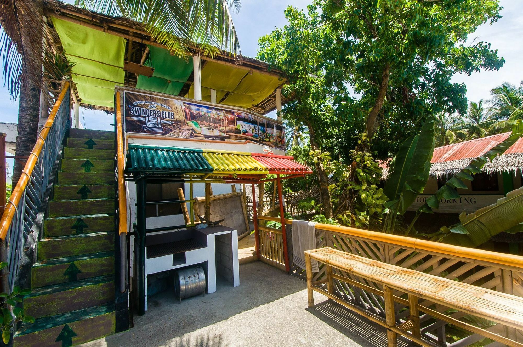 Jeepney Hostel And Kite Resort Balabag  Εξωτερικό φωτογραφία