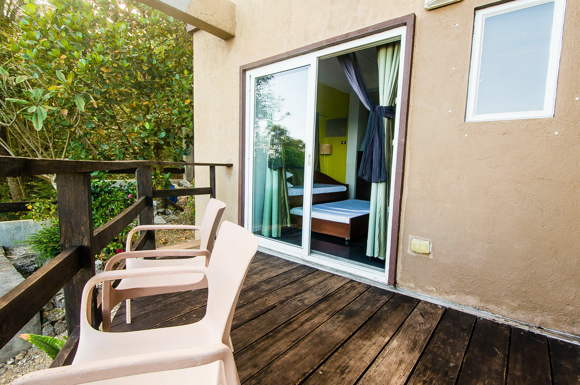 Jeepney Hostel And Kite Resort Balabag  Εξωτερικό φωτογραφία